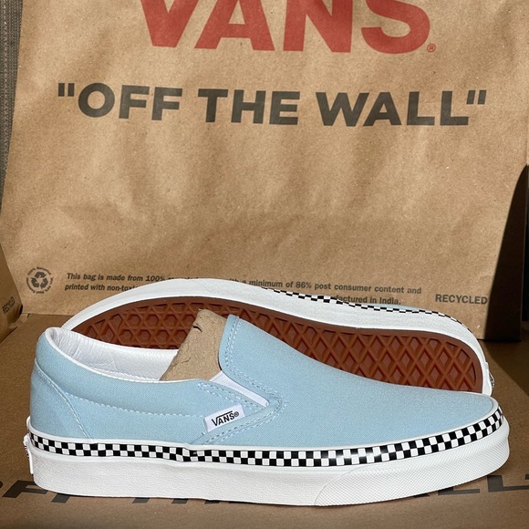 Classic Slip-On Vans - Picture 6 of 10